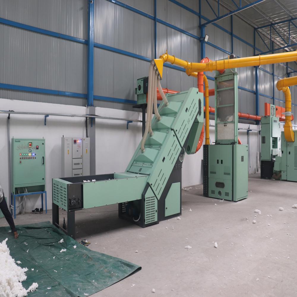 High-Speed Surgical Cotton Roll Manufacturing machine with bleaching unit
