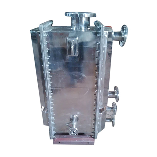 Ss Box Type Shell And Tube Heat Exchanger - Color: Silver