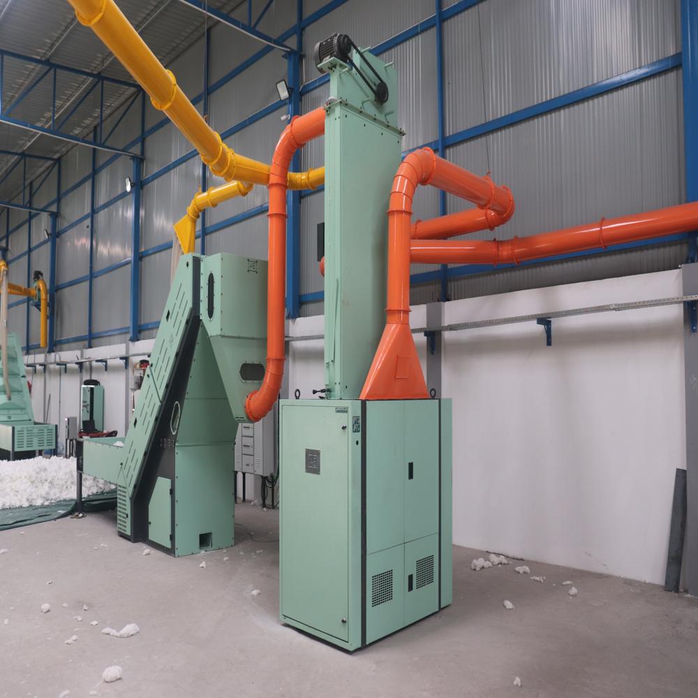 Absorbent Surgical Cotton Roll Making Machine With Rolling Unit - Bleached Cotton, Energy-efficient Technology, Customizable Configurations, High-volume Production