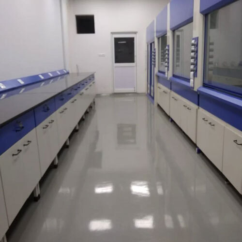 Walk In Fume Hood