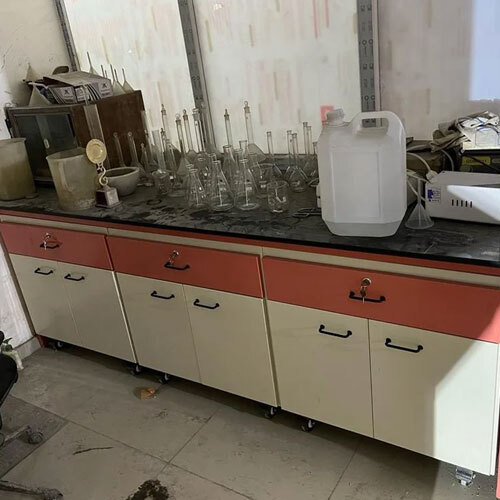 Science Laboratory Tables - Application: Industrial