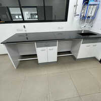 Science Laboratory Tables