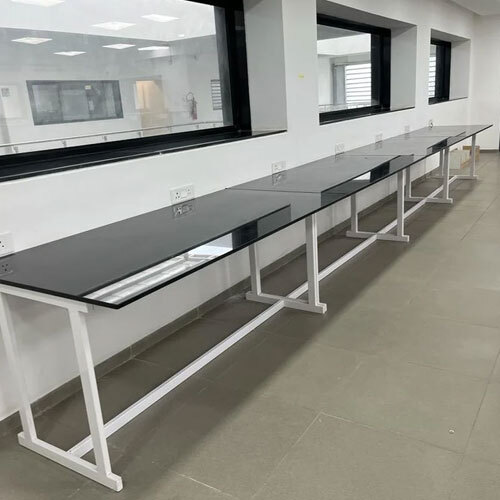 R & D Lab Furniture - Application: Laboratory