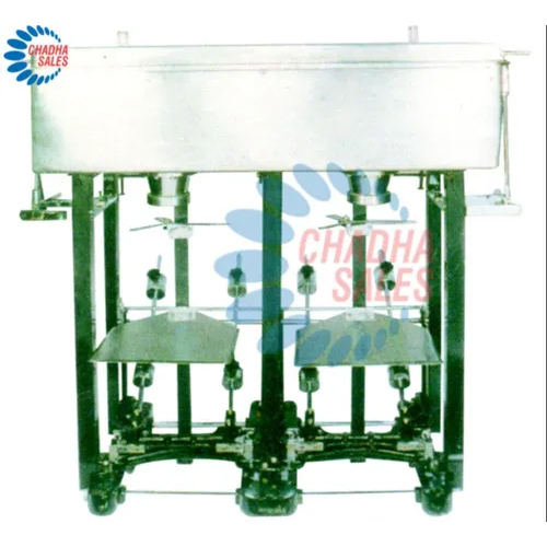 30 Ltr Double Head Bottle Filling Machine