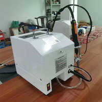Fully Automatic Screwdriver - Color: White