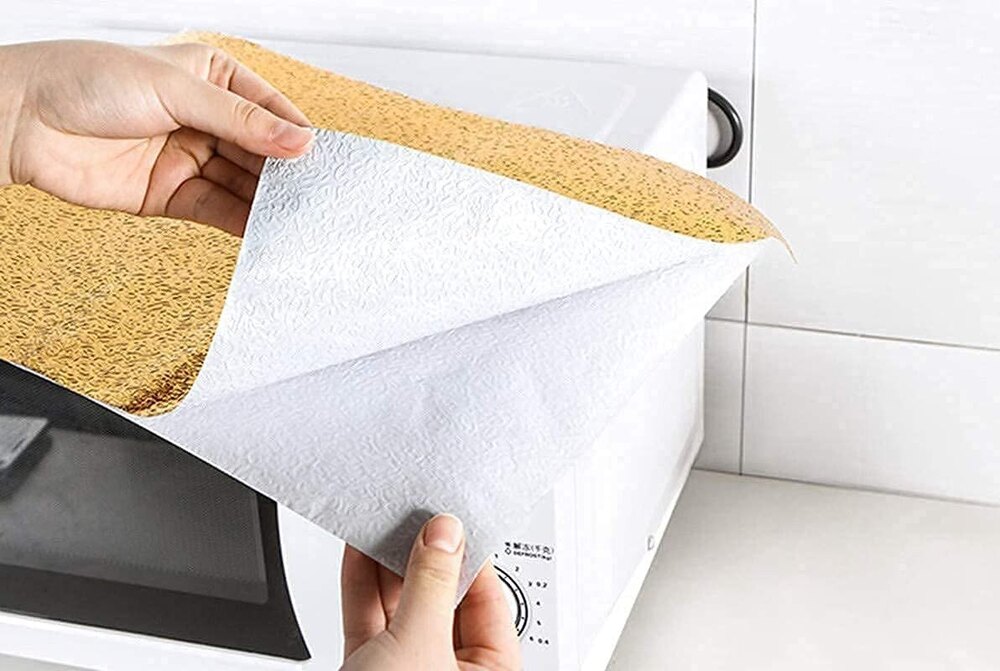 Self Adhesive Kitchen Wallpaper - Waterproof Aluminium, 10m Length , Classic Metallic Design In Elegant Golden Color
