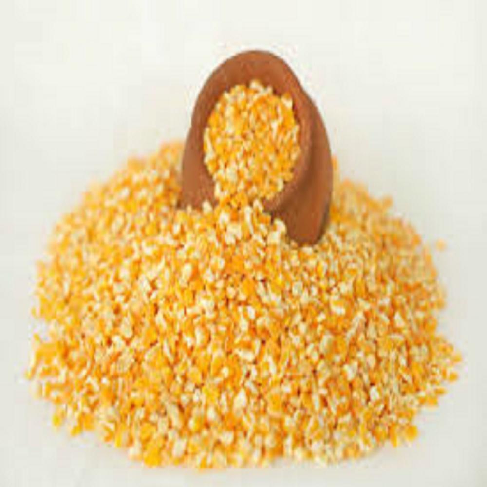 Degerminated corn grits