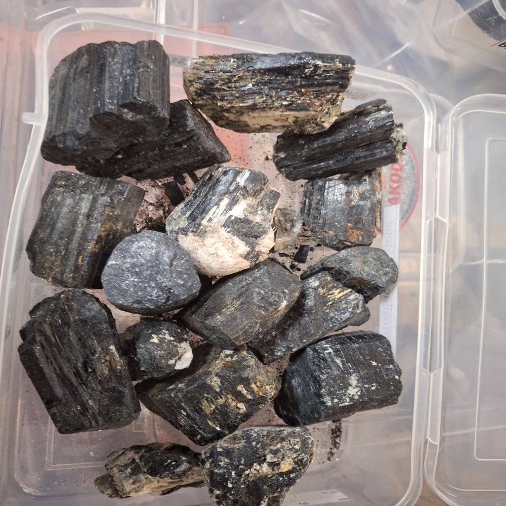 Black Tourmaline Rough Stones - Shape: Many Shape