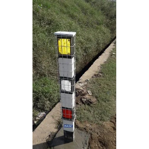 Traffic Light Sign Jali Delineator