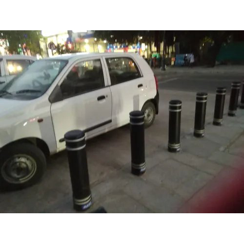 Pathway Bollards - Color: Black