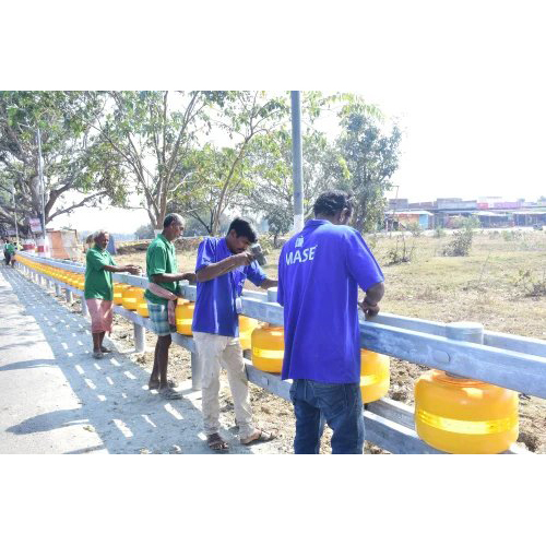 Safety Roller Barrier - Color: Yellow