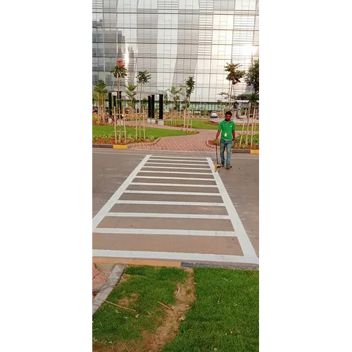 Yellow /White Kerb Marking