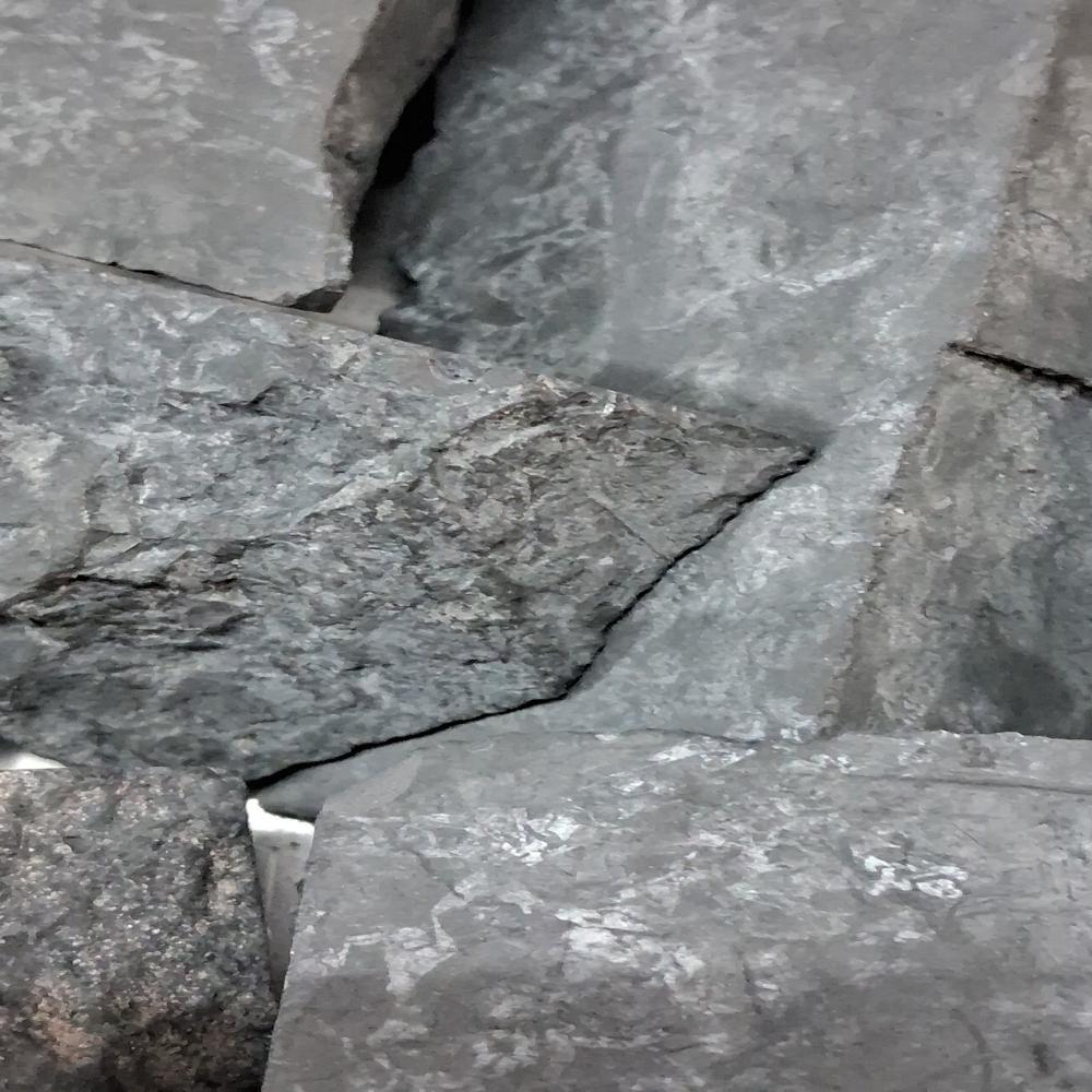 Sunghait black raw stone