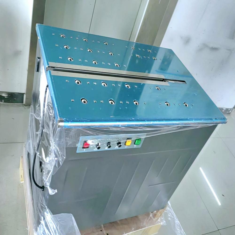 Box Strapping Machine - Automatic Grade: Semi-automatic
