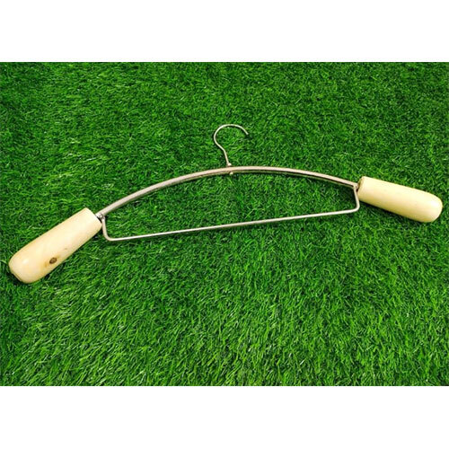 Lehenga hanger