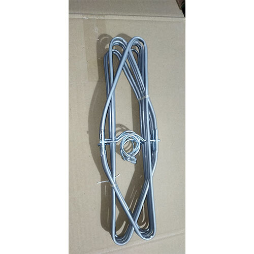 Pipe hook folding hanger