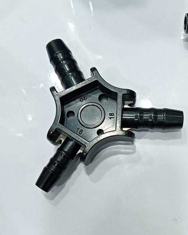 Plastic Pipe Reamer - Color: Black