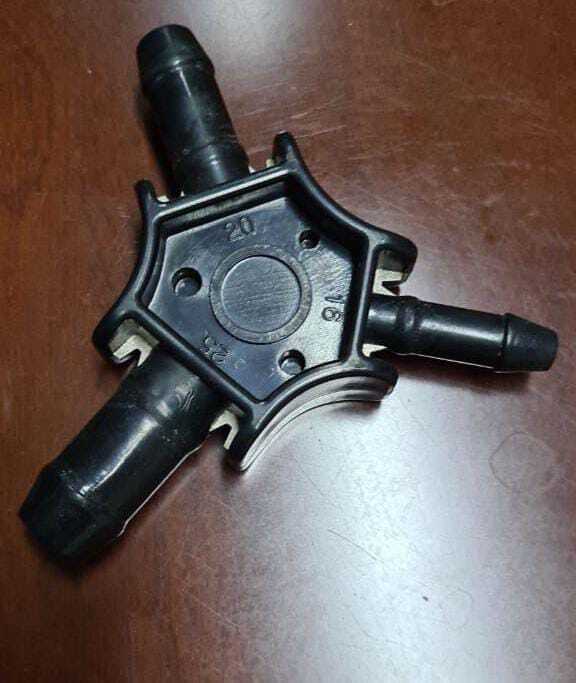 Plastic Pipe Reamer - Color: Black