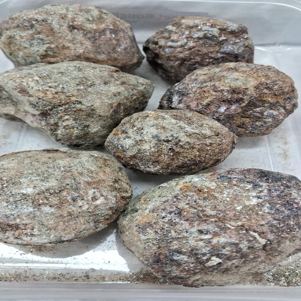 Red Garnet Raw Crystals - Shape: Many Shape