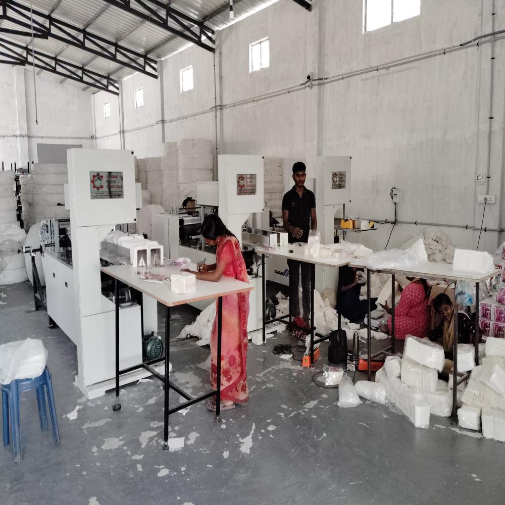 Electrical Bandsaw Type Tissue Paper Making Machine - Capacity: 1000 Ton/day