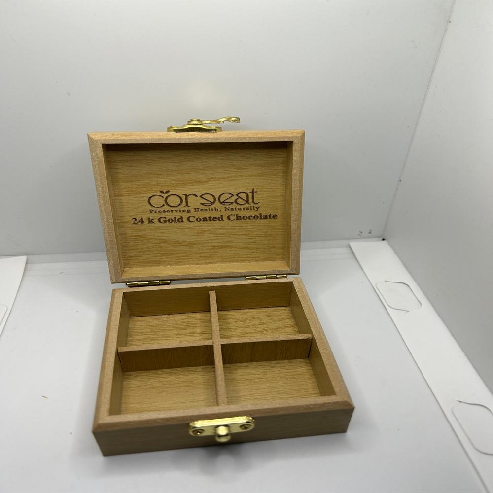 4 Cavity Chocolate Box - Coating Type: Vinyl Laminated