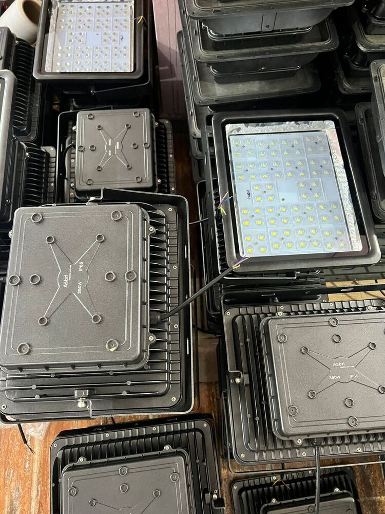 300W LED FLOOD LIGHT