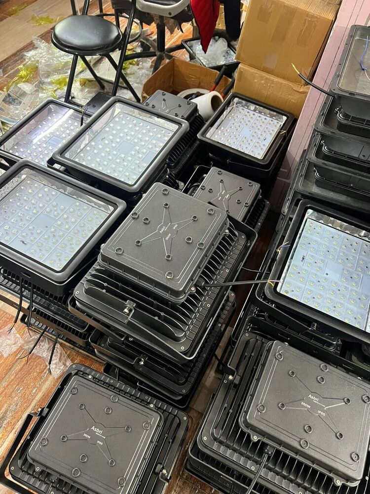300W LED FLOOD LIGHT