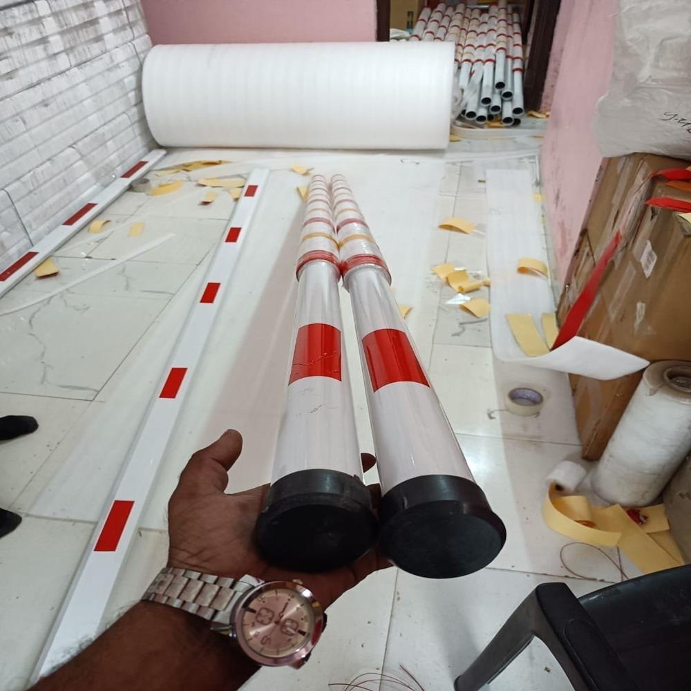 Boom barrier Arm