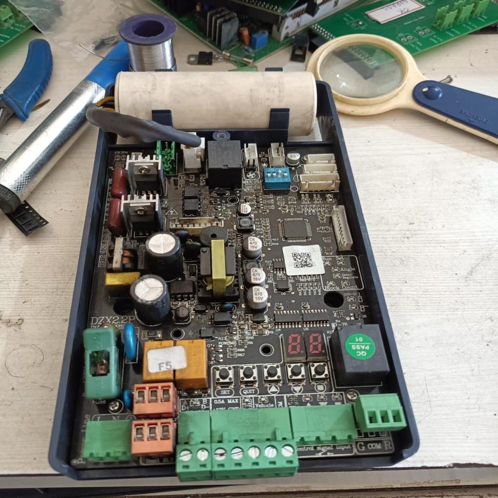 Boom Barrier Controller Pcb - Chip Type: 1