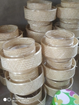 3 Tyre Lamp - Color: Cream