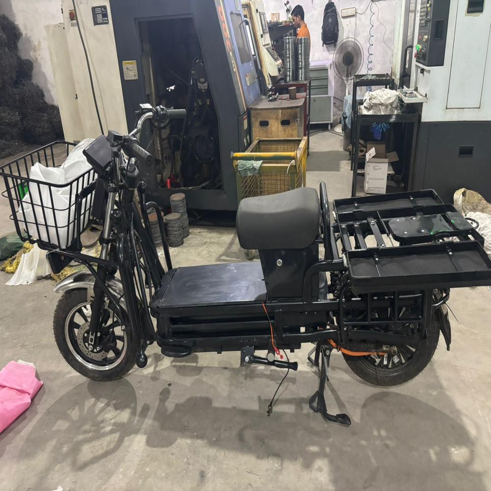 Load King Electric - Battery Life: 1 Years