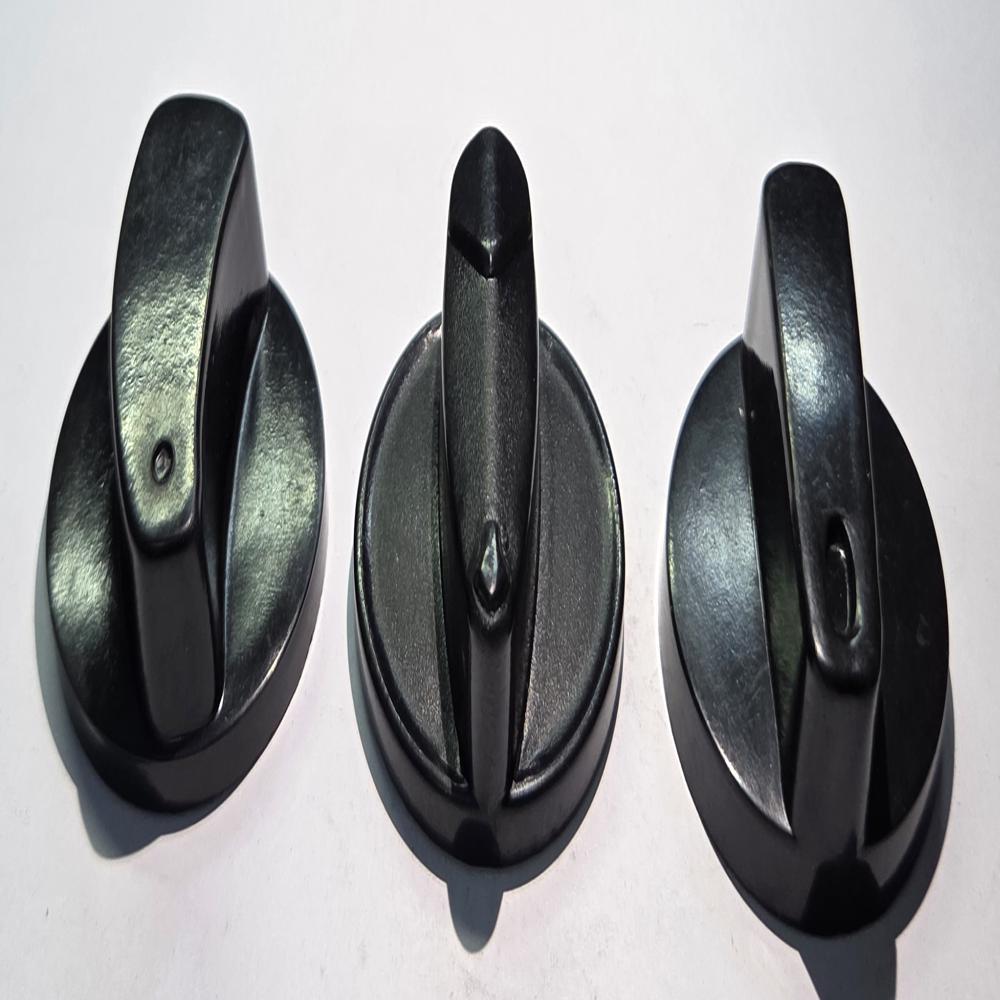 Gas Stove Knob - Bakelite Material, 25-30 Mm Diameter, 15-20 Mm Height, Black Color | Durable Build With Iso 9001 Certification