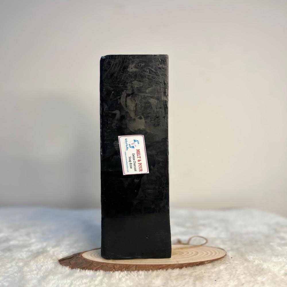 Detox charcoal soap base