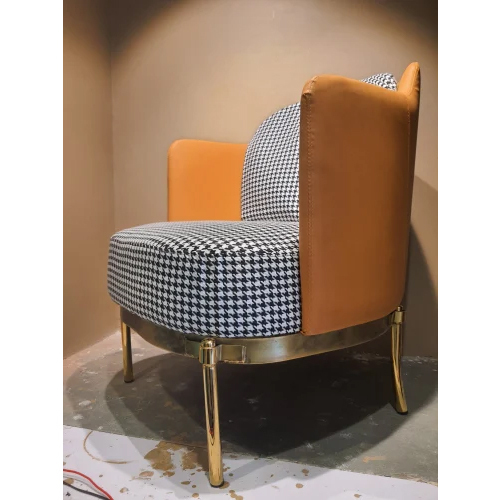 018 Cafe Lounge Chair