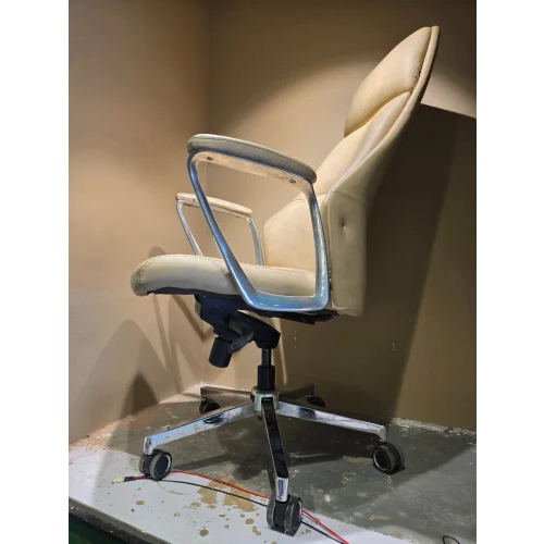19 Boss Office Chair