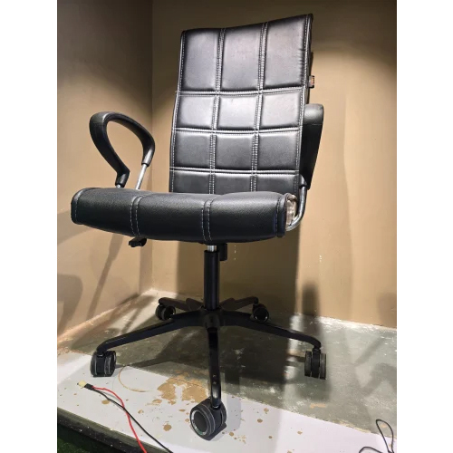 017 Black Karizma Boss Chair