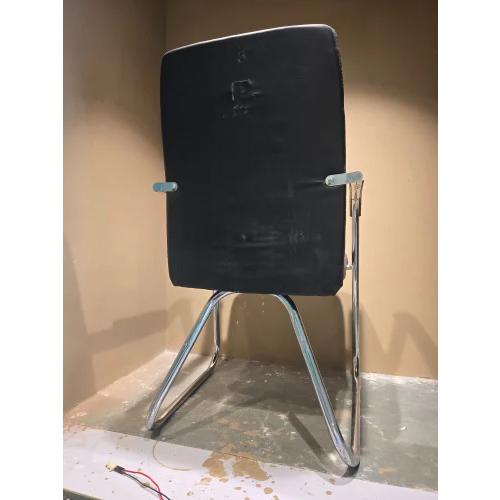 035 Black Iron Visitor Chair