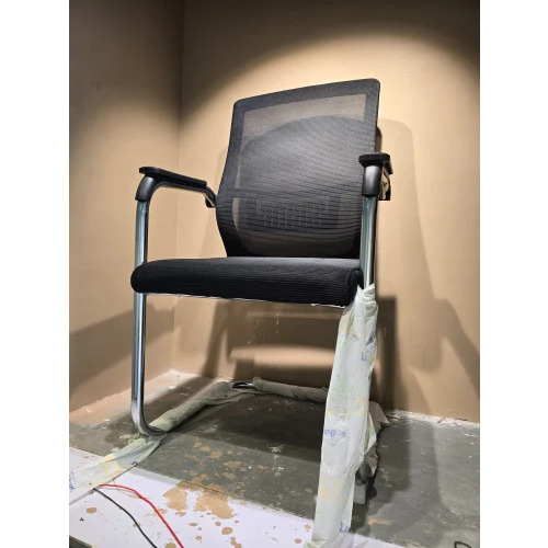 8009-TXW Black Leatherite Visitor Chair