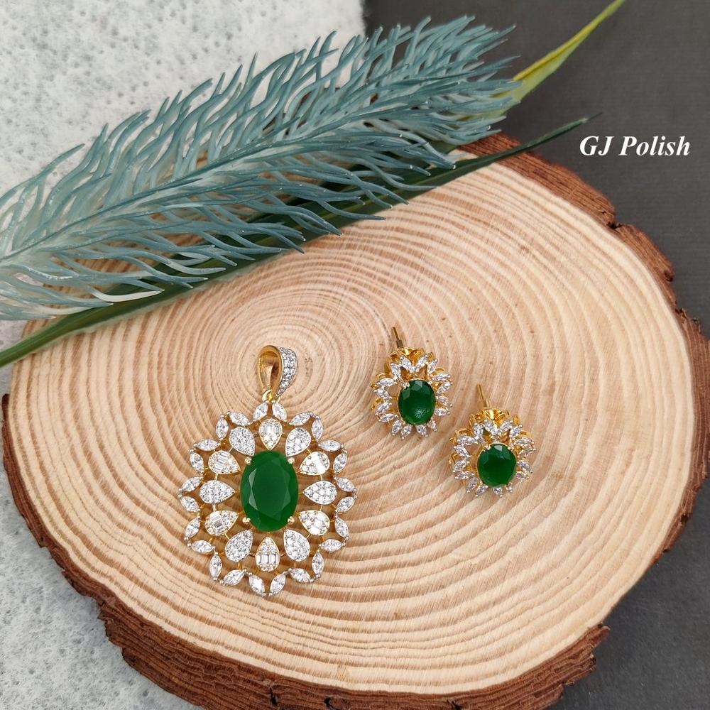 Classic AD Pendant Set
