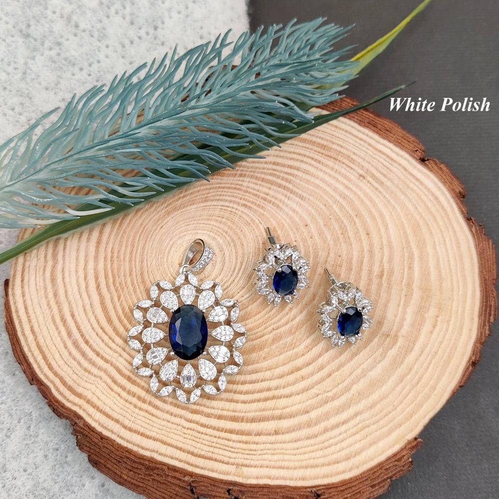 Classic AD Pendant Set