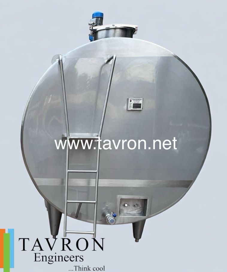 STAINLESS STEEL MILK STORAGE TANK