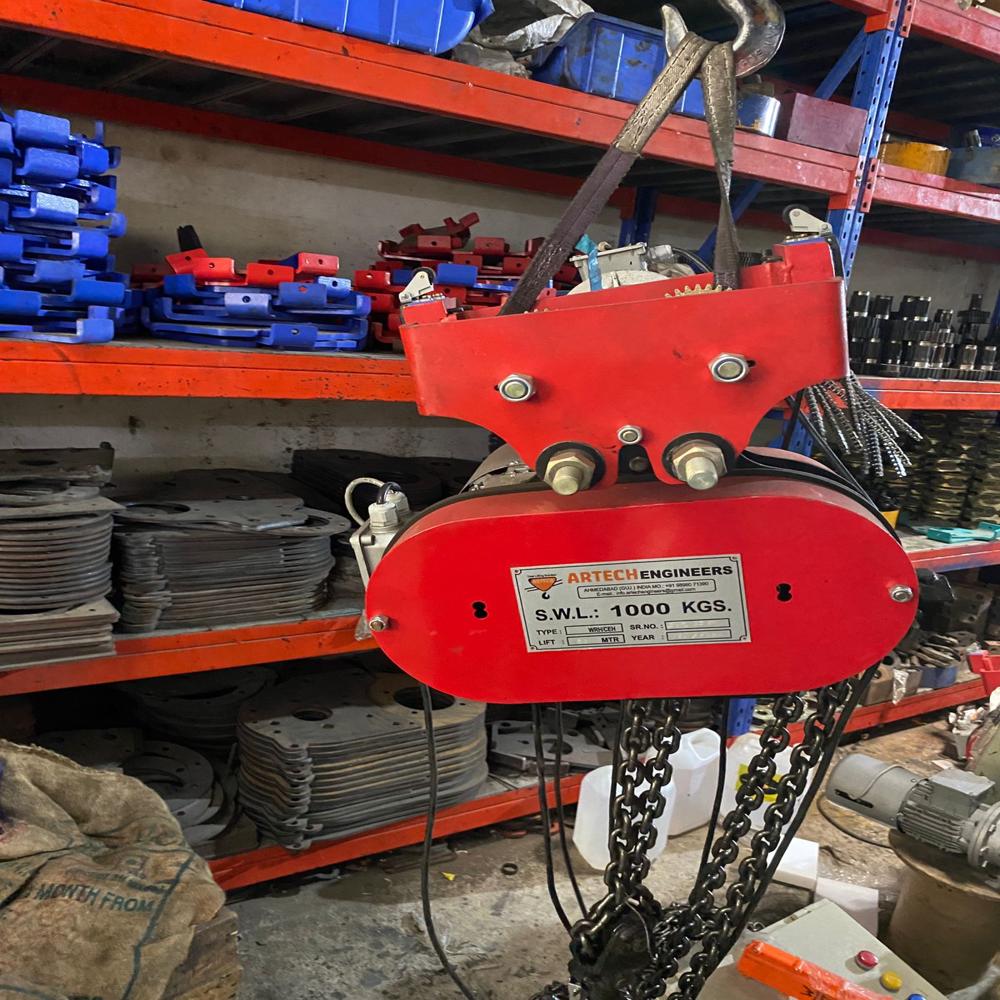 Chain Hoist - Conical Rotor Motor, 8mm Grade 80 Alloy Steel Load Chain, Precise Machined Gears | High Operational Fluency, Minimum Maintenance, Excellent Functionality