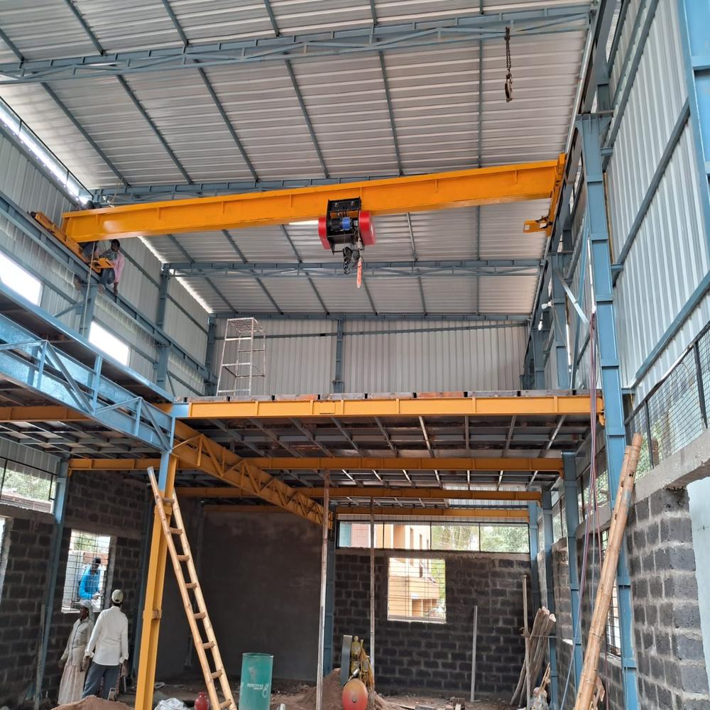 Overhead Cranes - Heavy-duty Steel Fabrication , Enhanced Load Capacity And Precision Control