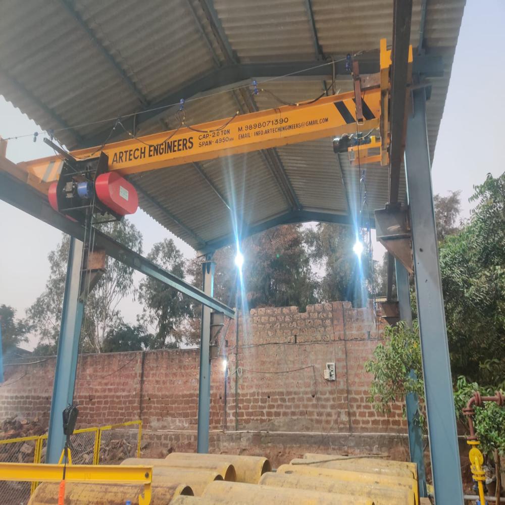 Overhead Cranes - Heavy-duty Steel Fabrication , Enhanced Load Capacity And Precision Control