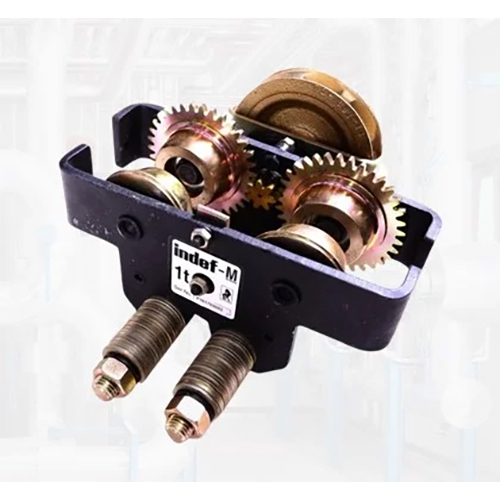 Geared Chain Hoist - Maximum Lifting Weight: 5 To 20 Tonne