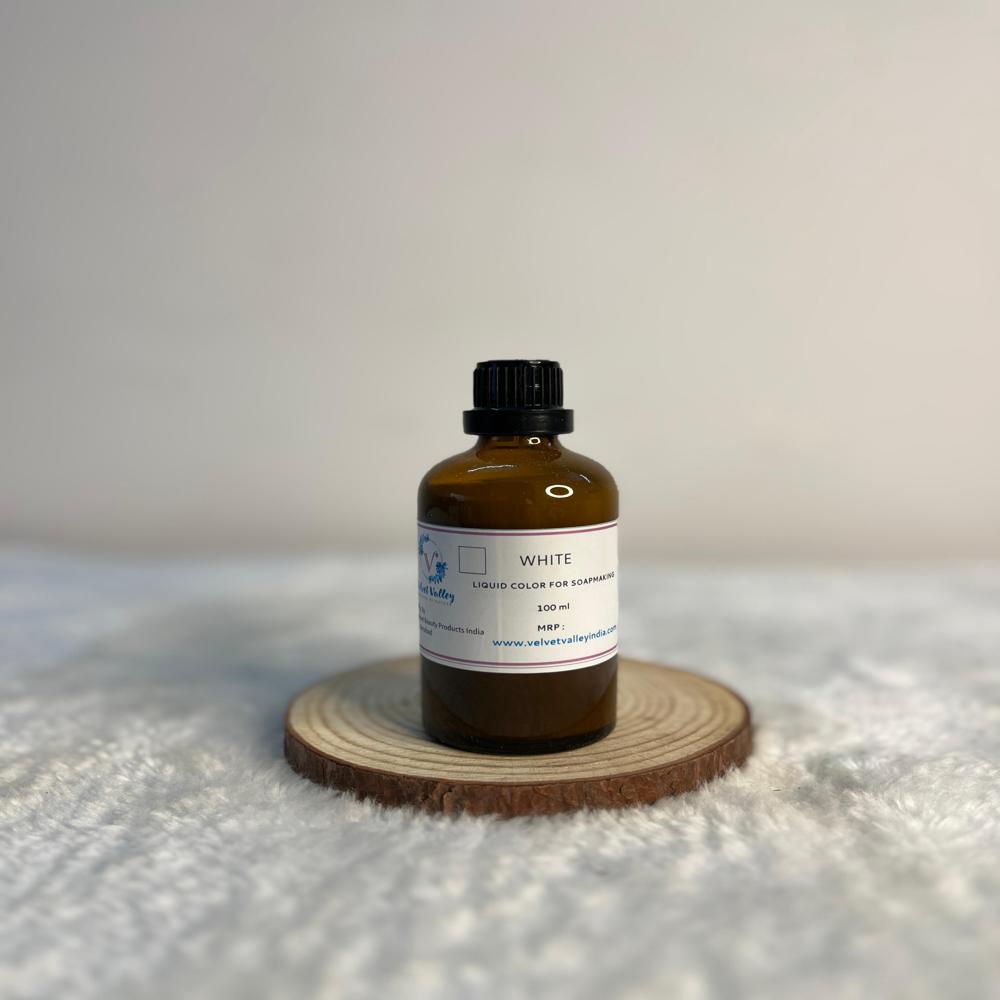 White colour liquid for soap making