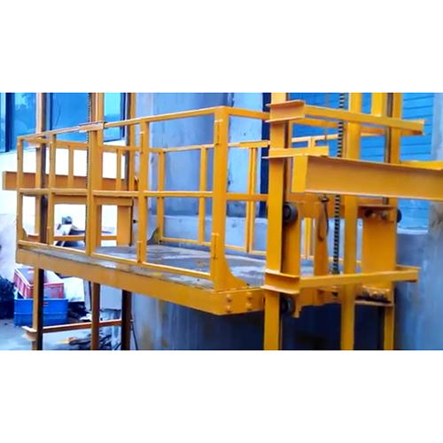 Double Mast Hydraulic Goods Lift - Capacity: 1-3 Ton