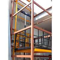 Wall Mounted Hydraulic Goods Lift - Capacity: 1-2 Ton