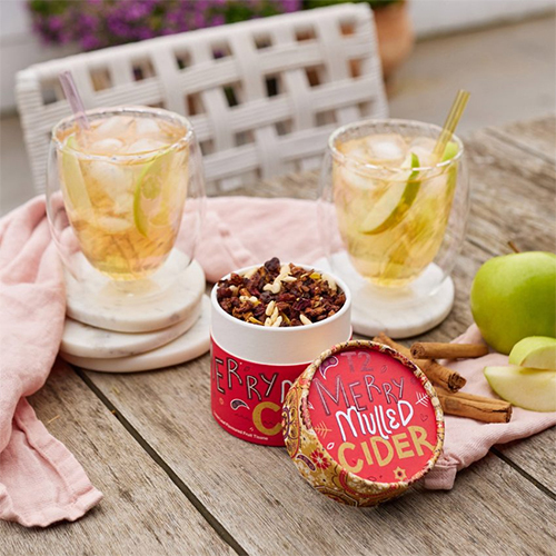 Blueberry Hibiscus White Tea - Color: Black