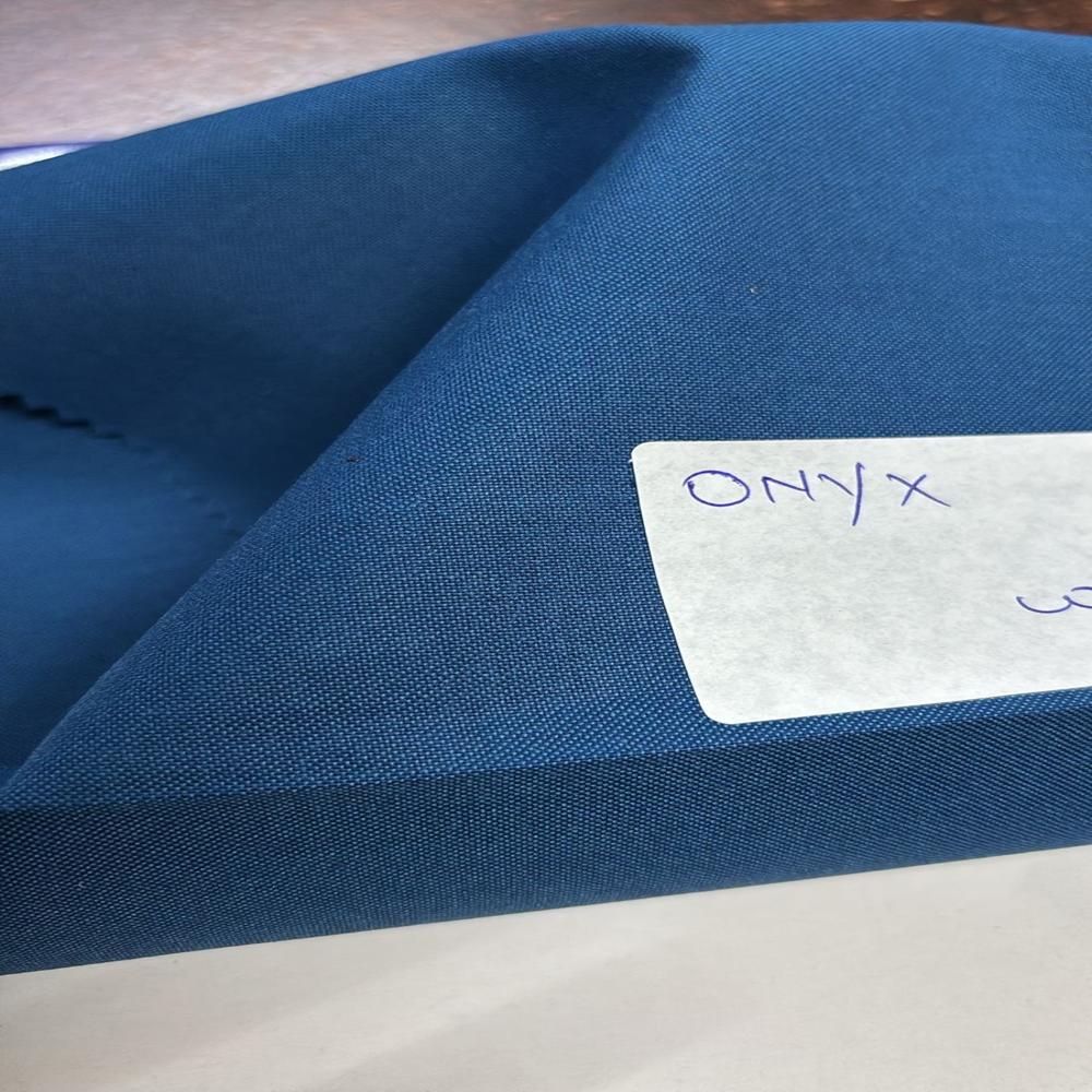Onyx Shirting Fabric Width 58 - Attributes: Washable